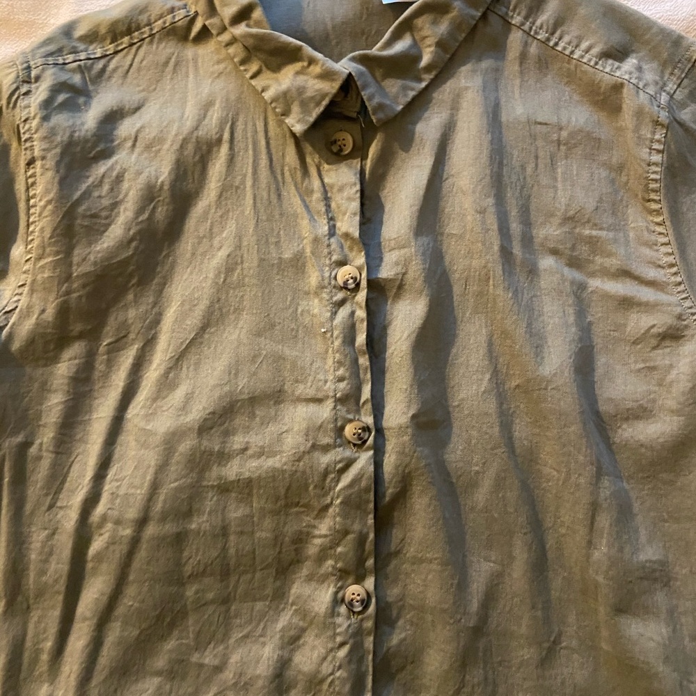 H&M Button Up - Picture 2 of 3